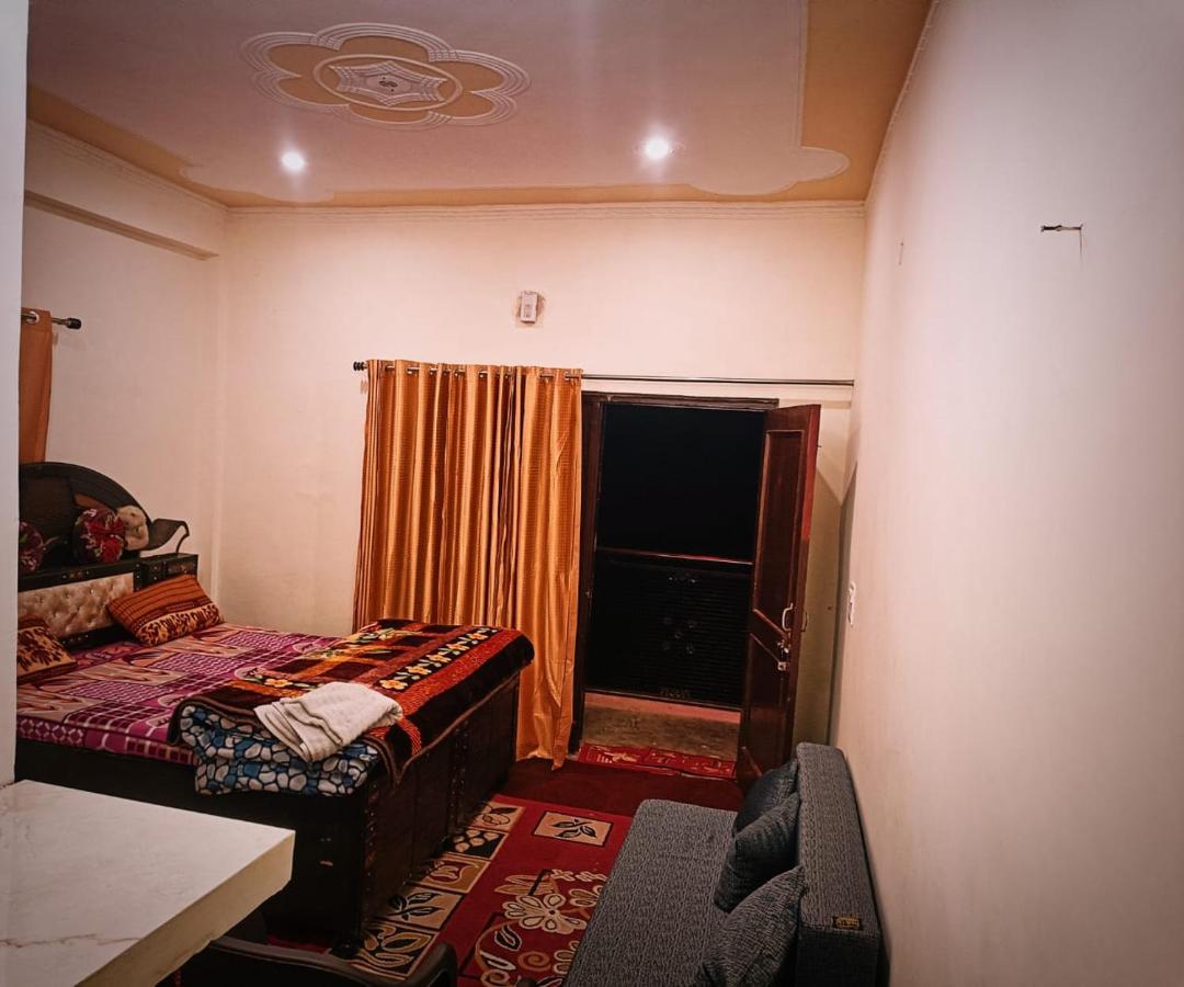 Peace Holiday Homestay Chail Exteriör bild